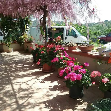 Su Pirastu Hétvégi ház Villaputzu